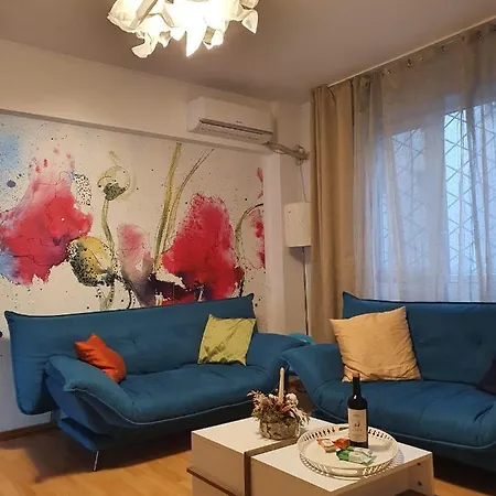Old Town 2 Bedrooms With Balcony By Orchid Garden * Bucharest