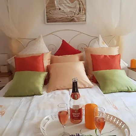 Old Town 2 Bedrooms With Balcony By Orchid Garden *