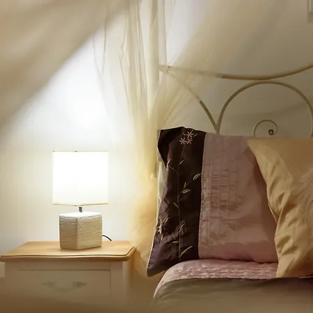 Old Town 2 Bedrooms With Balcony By Orchid Garden *
